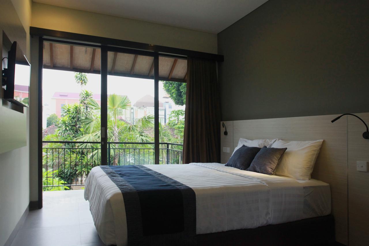 Adys Legian